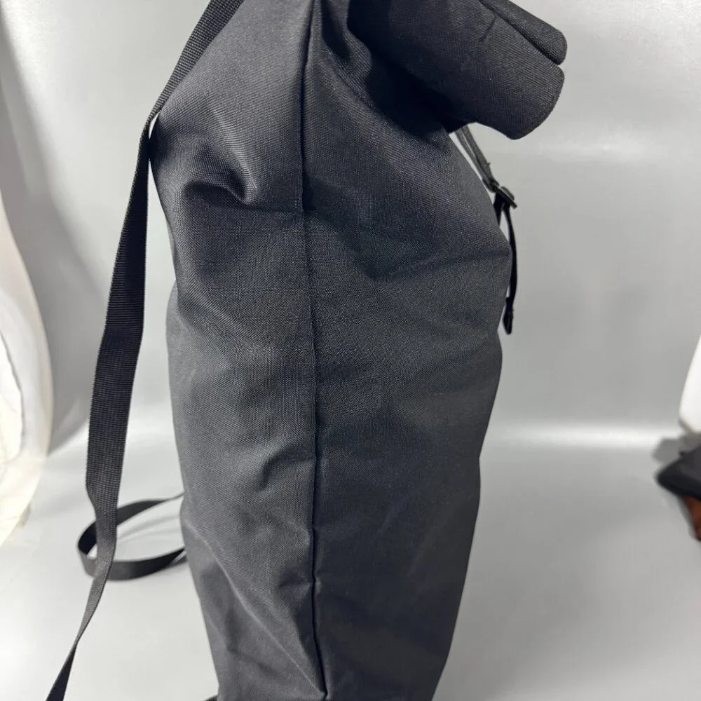 NWOT On Running The Ambassador Tote Backpack. Black - Picture 6 of 12